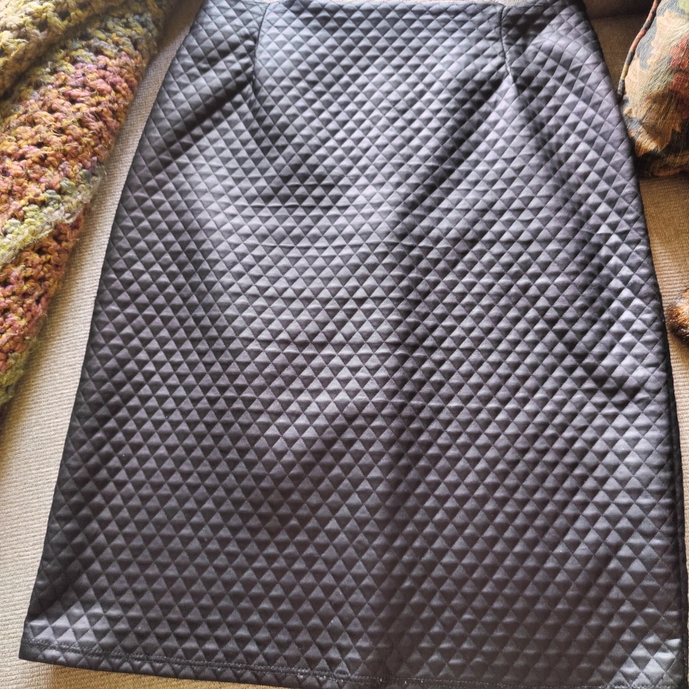 Black pencil skirt
